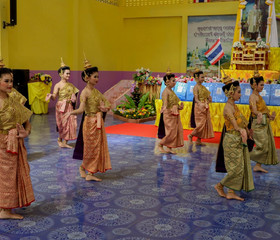 พลเรือเอก พงษ์เทพ หนูเทพ องคมนตรี ... พารามิเตอร์รูปภาพ 3