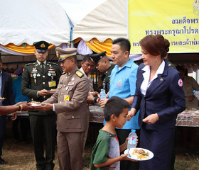สมเด็จพระเจ้าอยู่หัว ทรงพระกรุณาโปรดเกล้าฯ ให้ ... พารามิเตอร์รูปภาพ 6