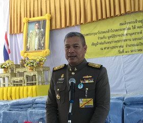 มูลนิธิราชประชานุเคราะห์ในพระบรมราชูปถัมภ์มอบผ้าห่มกันหนาวพระราชทาน ที่อำเภอชุมตาบง และอำเภอแม่เปิน จ.นครสวรรค์ ... พารามิเตอร์รูปภาพ 10