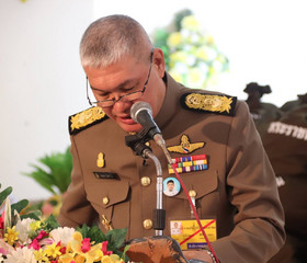 สมเด็จพระเจ้าอยู่หัว ... พารามิเตอร์รูปภาพ 13