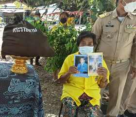 พลเรือเอก พงษ์เทพ หนูเทพ องคมนตรี เชิญสิ่งของพระราชทาน ... พารามิเตอร์รูปภาพ 14