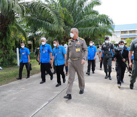 พลเรือเอก พงษ์เทพ หนูเทพ องคมนตรี ... พารามิเตอร์รูปภาพ 9