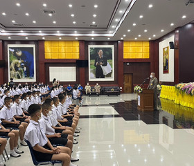 พลเรือเอก พงษ์เทพ หนูเทพ องคมนตรี ... พารามิเตอร์รูปภาพ 2