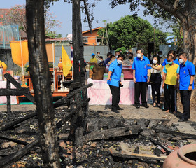 นายอำพล อังคภากรณ์กุล ผู้ว่าราชการจังหวัดลพบุรี ... พารามิเตอร์รูปภาพ 2