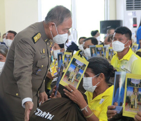 พลอากาศเอก ชลิต พุกผาสุข องคมนตรี ... พารามิเตอร์รูปภาพ 5