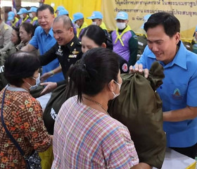 นายนิวัฒน์ รุ่งสาคร ผู้ว่าราชการจังหวัดพระนครศรีอยุธยา ... พารามิเตอร์รูปภาพ 1