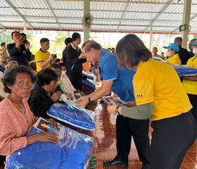 นายวิลาศ รุจิวัฒนพงศ์ รองประธานฝ่ายบรรเทาทุกข์ ... พารามิเตอร์รูปภาพ 3